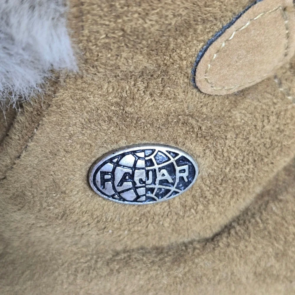Pajar Faux Fur Lined Winter Boots, Women's Size 38 US 7, Canadian Hiking Utility